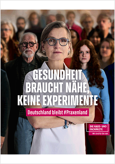 Ärztin blickt in die Kamera. Gesundheit braucht Nähe, keine Experimente. Deutschland bleibt #Praxenland.